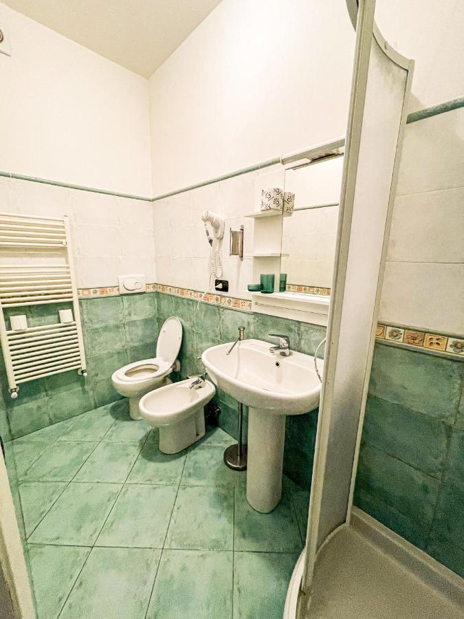 Hotel Gambero Nero Tellaro Esterno foto