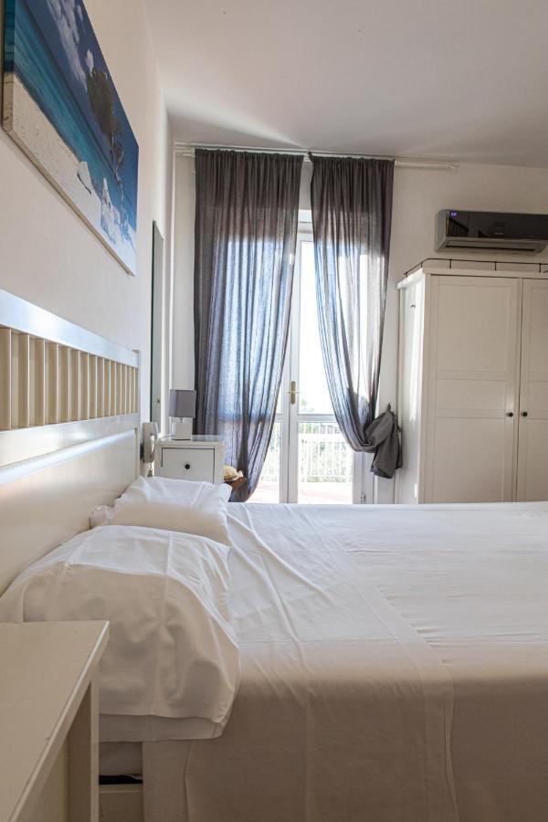 Hotel Gambero Nero Tellaro Esterno foto