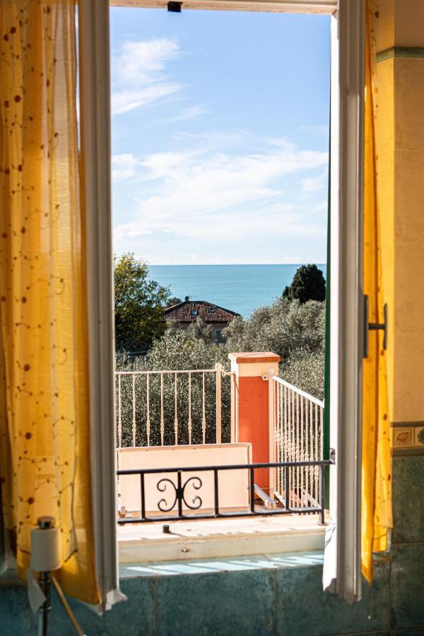 Hotel Gambero Nero Tellaro Esterno foto