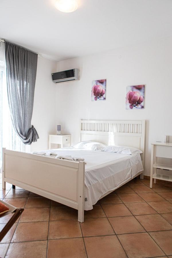 Hotel Gambero Nero Tellaro Esterno foto