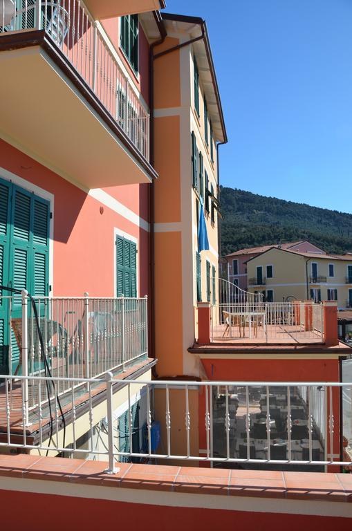 Hotel Gambero Nero Tellaro Esterno foto